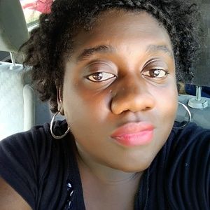 Meet your Posher, Alnesha